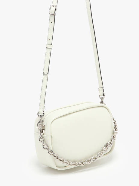 Sac BandouliÃ¨re Monochain Polyester RecyclÃ© Calvin klein jeans Beige monochain K611949 vue secondaire 2