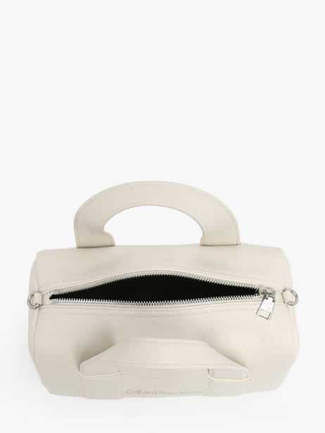 Sac BandouliÃ¨re Sculpted Calvin klein jeans Beige sculpted K612378 vue secondaire 3