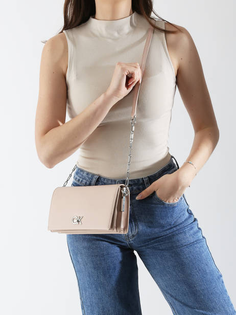 Sac BandouliÃ¨re Ck Chain Polyester RecyclÃ© Calvin klein jeans Rose ck chain K612806 vue secondaire 1